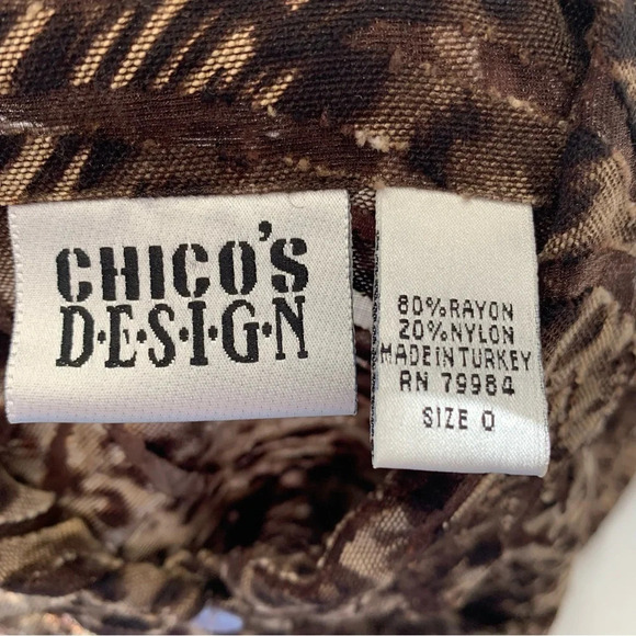 Chicos 0 Blouse Size Small /4   Brown Animal Print Button Front - Picture 9 of 12
